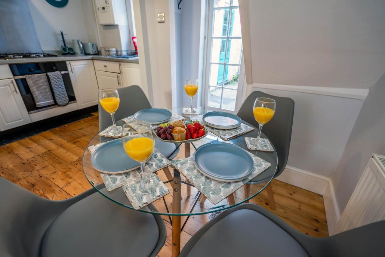 Two Bedroom House In Canterbury City Centre מראה חיצוני תמונה