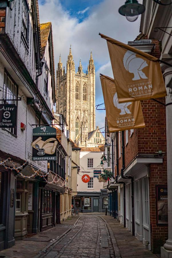 Two Bedroom House In Canterbury City Centre מראה חיצוני תמונה
